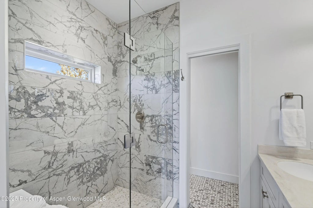 24 of 41 - 13 Belgian Court, Silt, CO