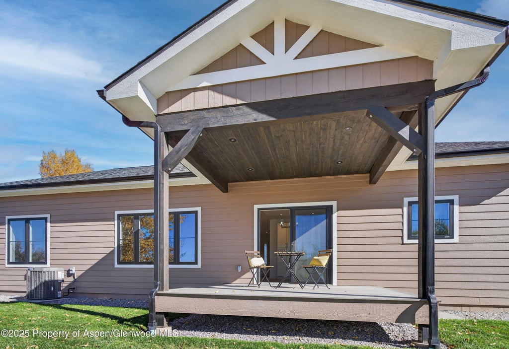 33 of 41 - 13 Belgian Court, Silt, CO