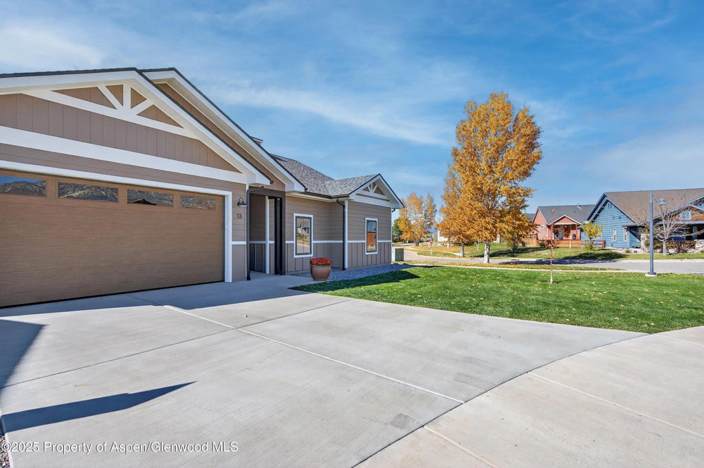 41 of 41 - 13 Belgian Court, Silt, CO