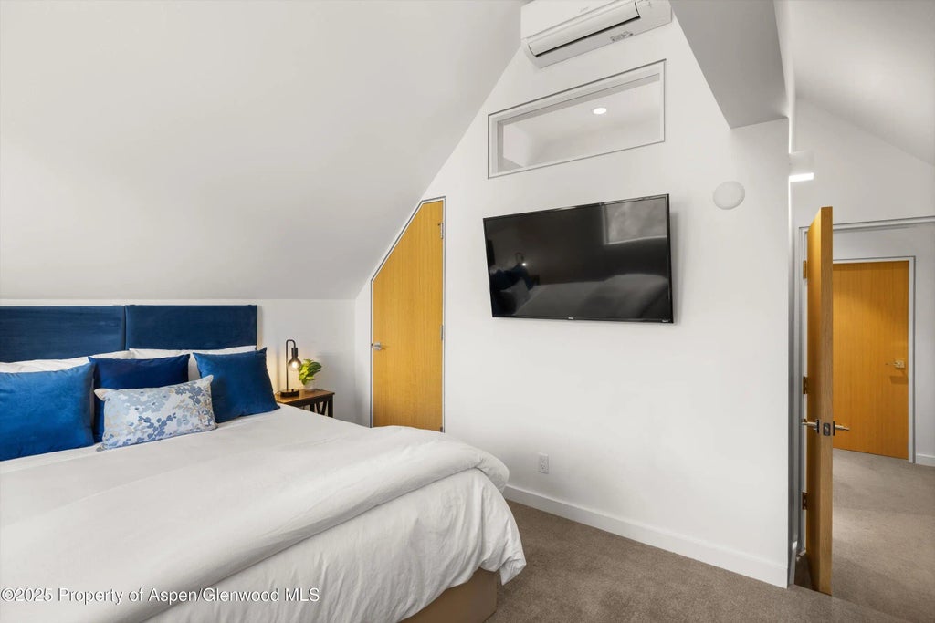 22 of 32 - 800 S Mill Street 303c, Aspen, CO