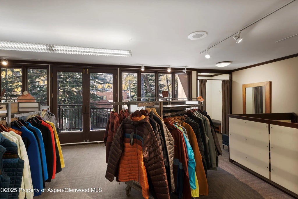 27 of 46 - 408 E Cooper Avenue, Aspen, CO