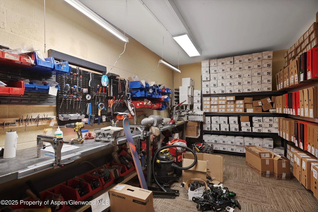 39 of 46 - 408 E Cooper Avenue, Aspen, CO