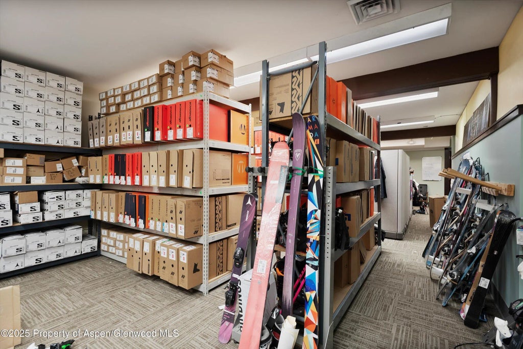 40 of 46 - 408 E Cooper Avenue, Aspen, CO