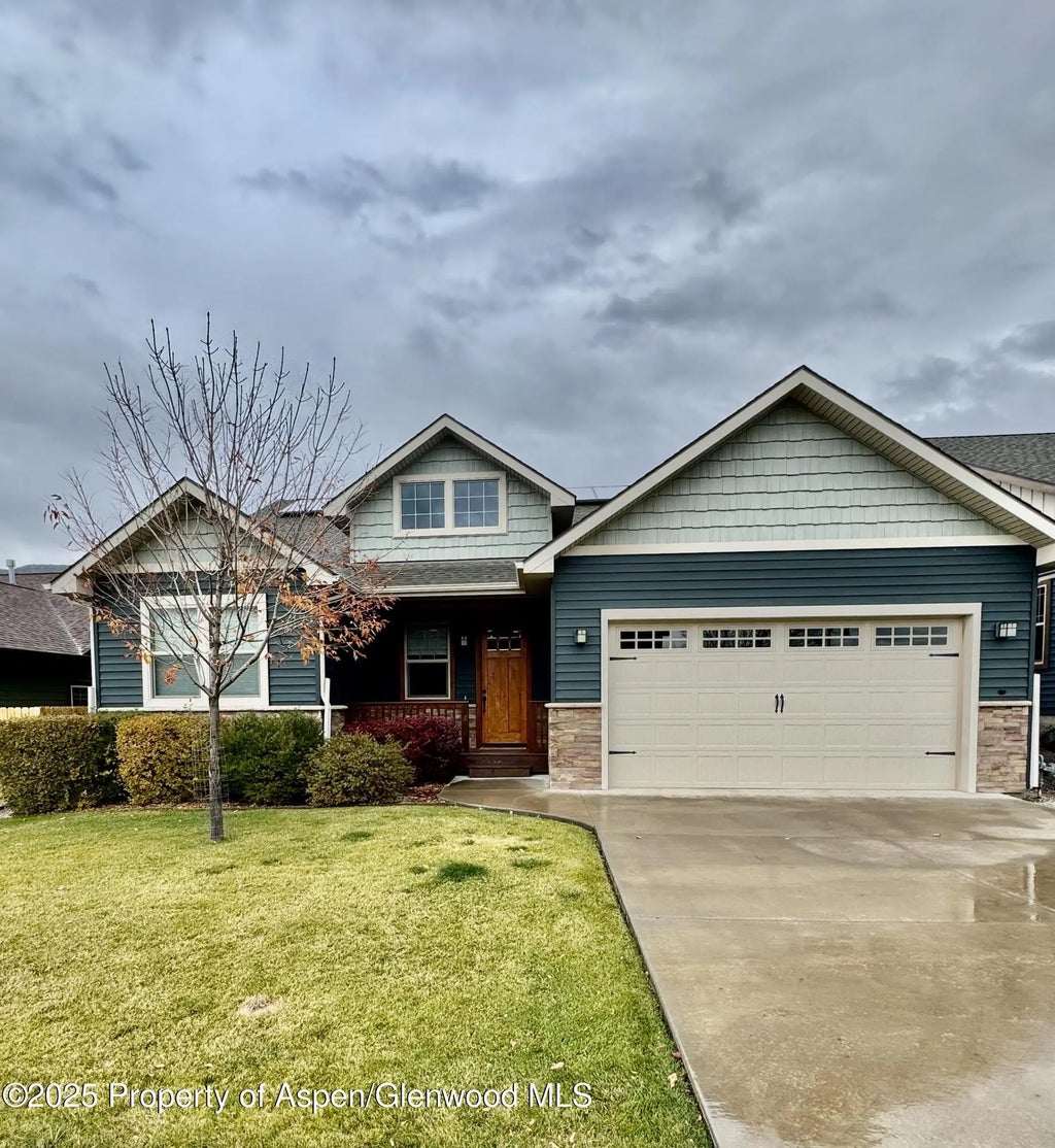1 of 11 - 160 N Wildhorse Drive, New Castle, CO