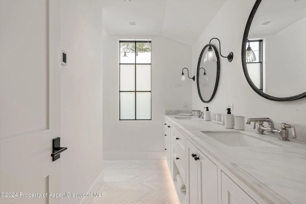 19 of 43 - 134 E Bleeker Street, Aspen, CO