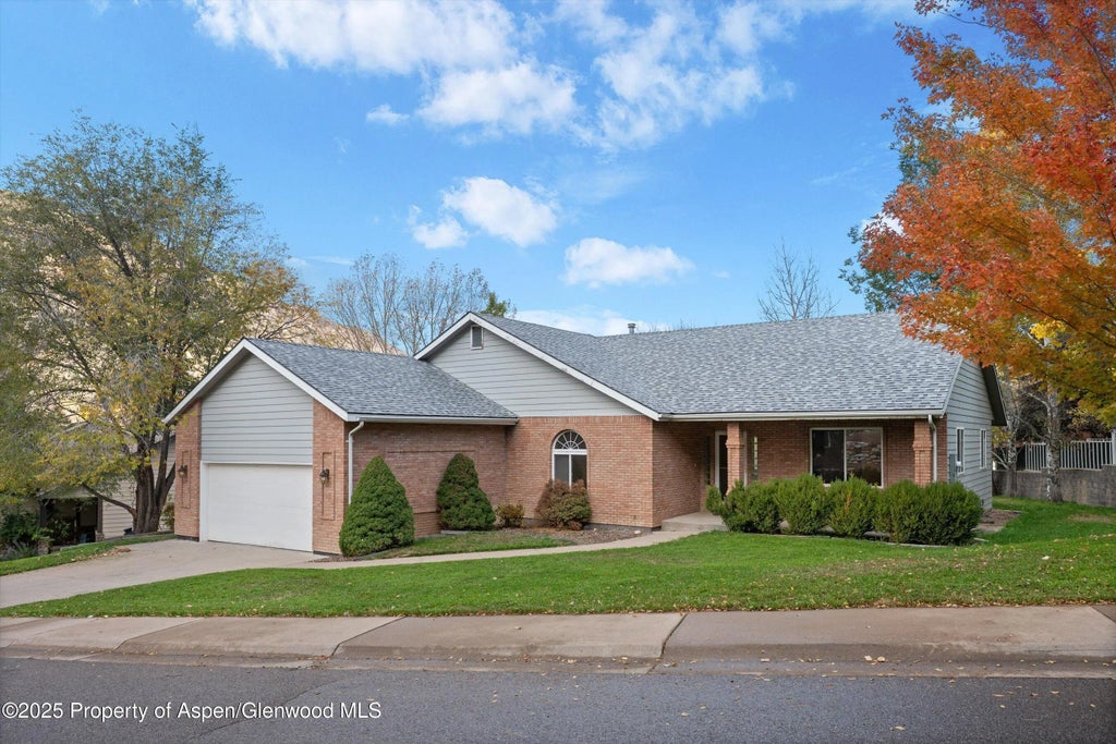 1 of 46 - 634 E First Street, New Castle, CO