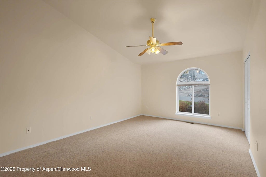 10 of 46 - 634 E First Street, New Castle, CO