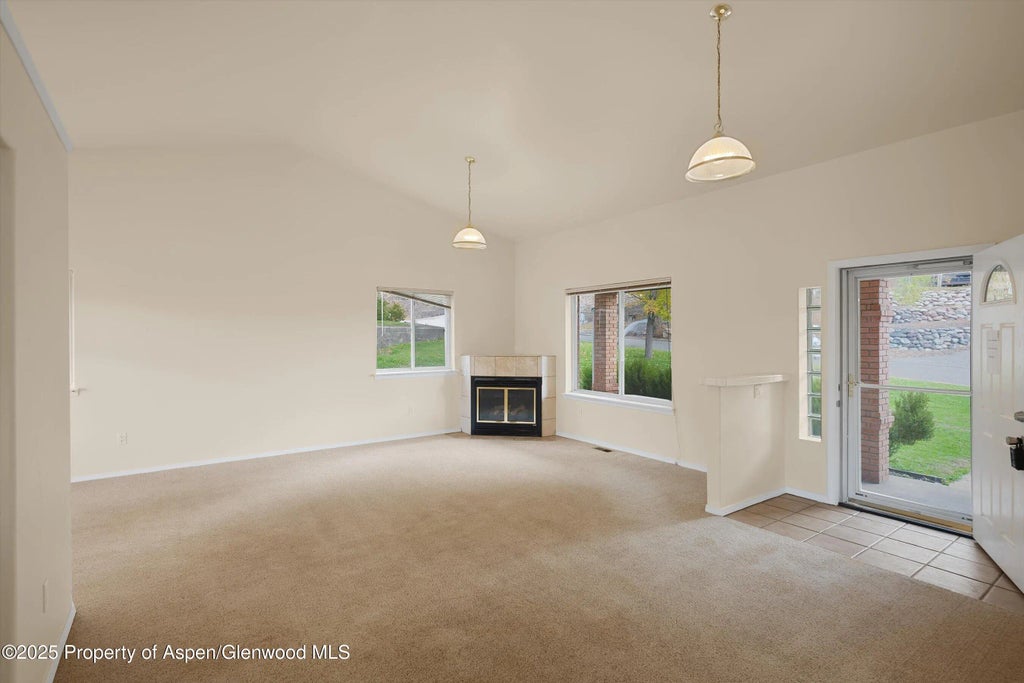 21 of 46 - 634 E First Street, New Castle, CO