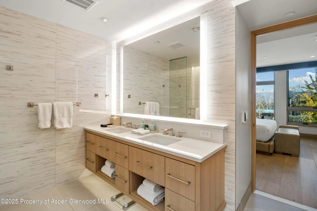 13 of 16 - 130 Wood Road 151, Snowmass Village, CO