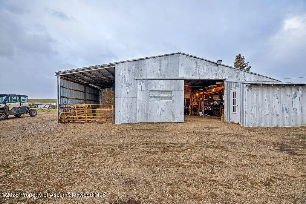 35 of 50 - 6181 Highway 394, Craig, CO