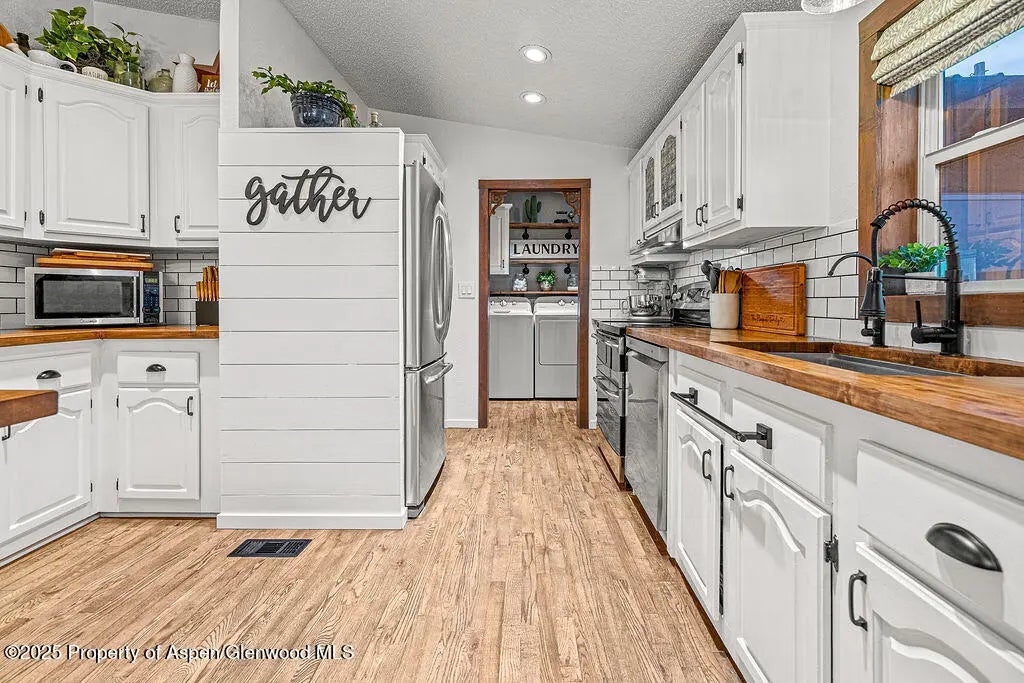 5 of 50 - 6181 Highway 394, Craig, CO