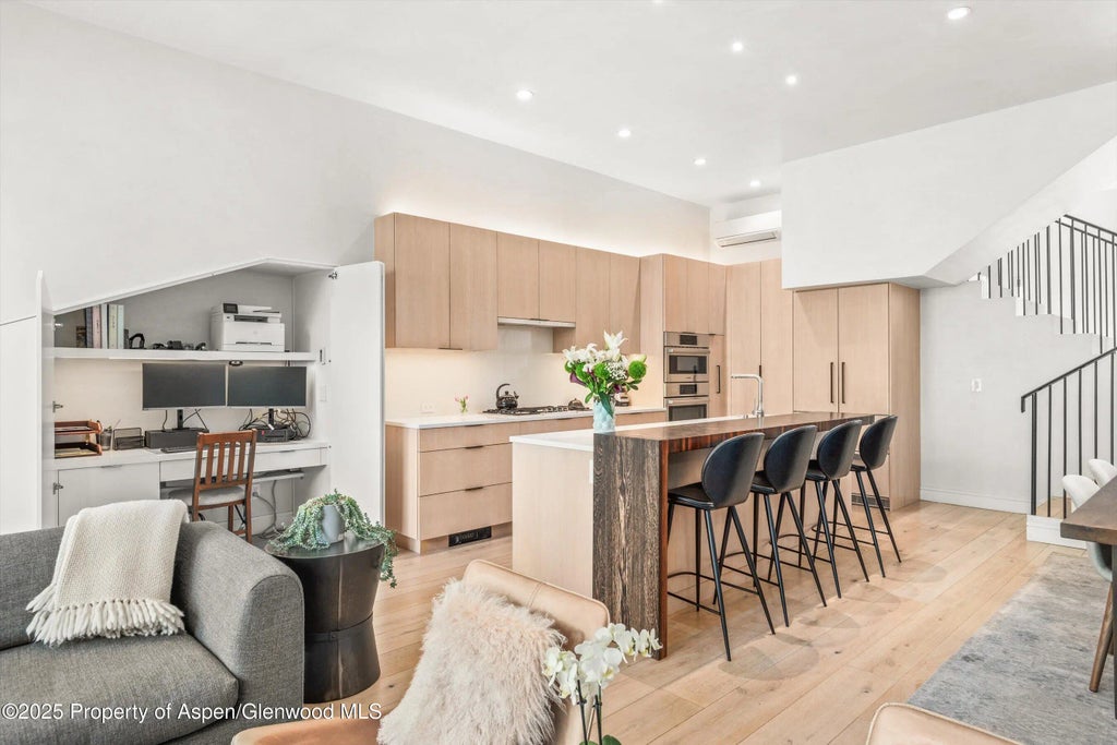 14 of 42 - 155 Lone Pine Road /river Bluff C2, Aspen, CO