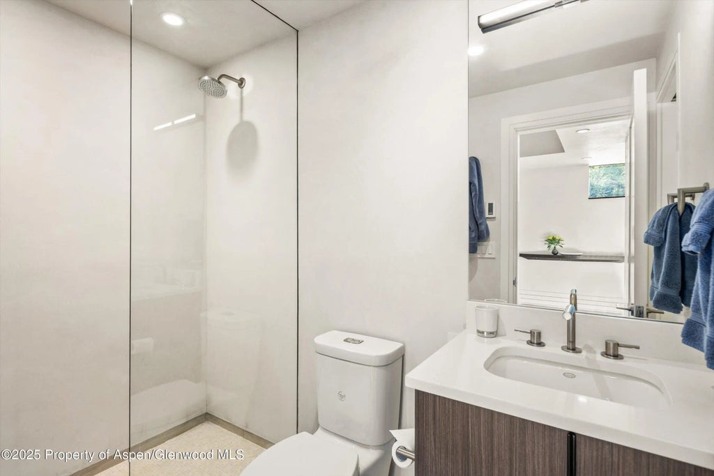 33 of 42 - 155 Lone Pine Road /river Bluff C2, Aspen, CO