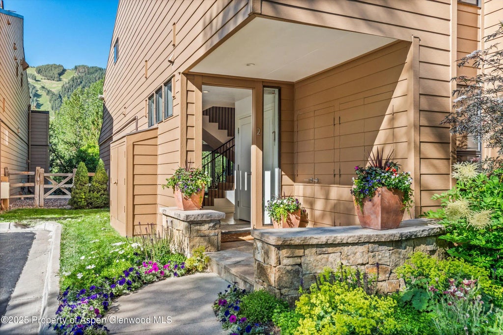35 of 42 - 155 Lone Pine Road /river Bluff C2, Aspen, CO