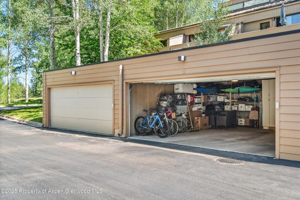 36 of 42 - 155 Lone Pine Road /river Bluff C2, Aspen, CO