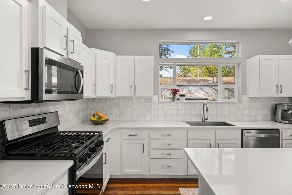 10 of 47 - 55 Bear Trail, Aspen, CO