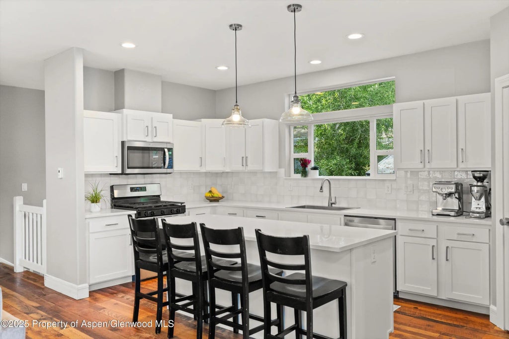 8 of 47 - 55 Bear Trail, Aspen, CO