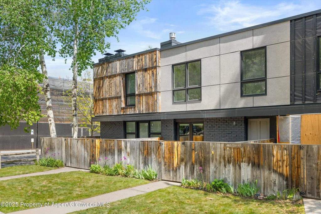 8 of 20 - 250 S Original Street B, Aspen, CO