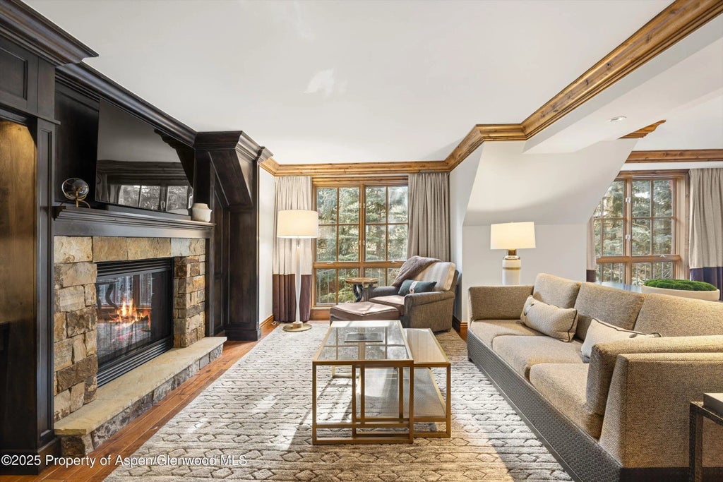 4 of 24 - 315 E Dean Street B65, Aspen, CO