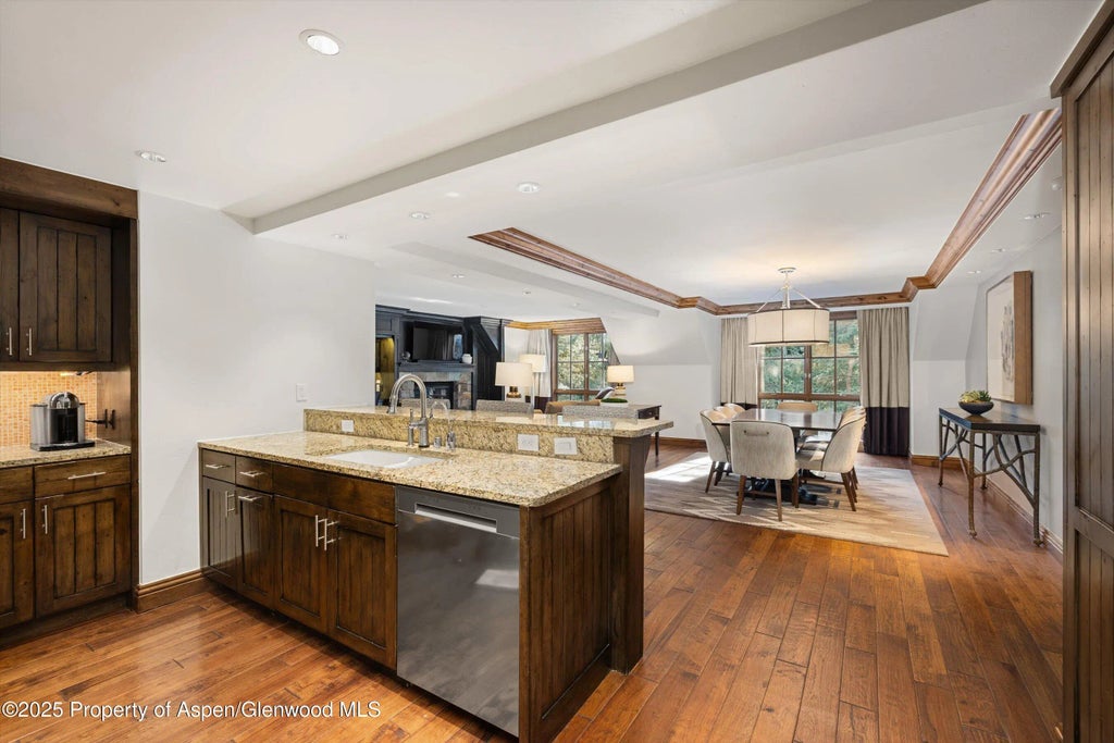 8 of 24 - 315 E Dean Street B65, Aspen, CO