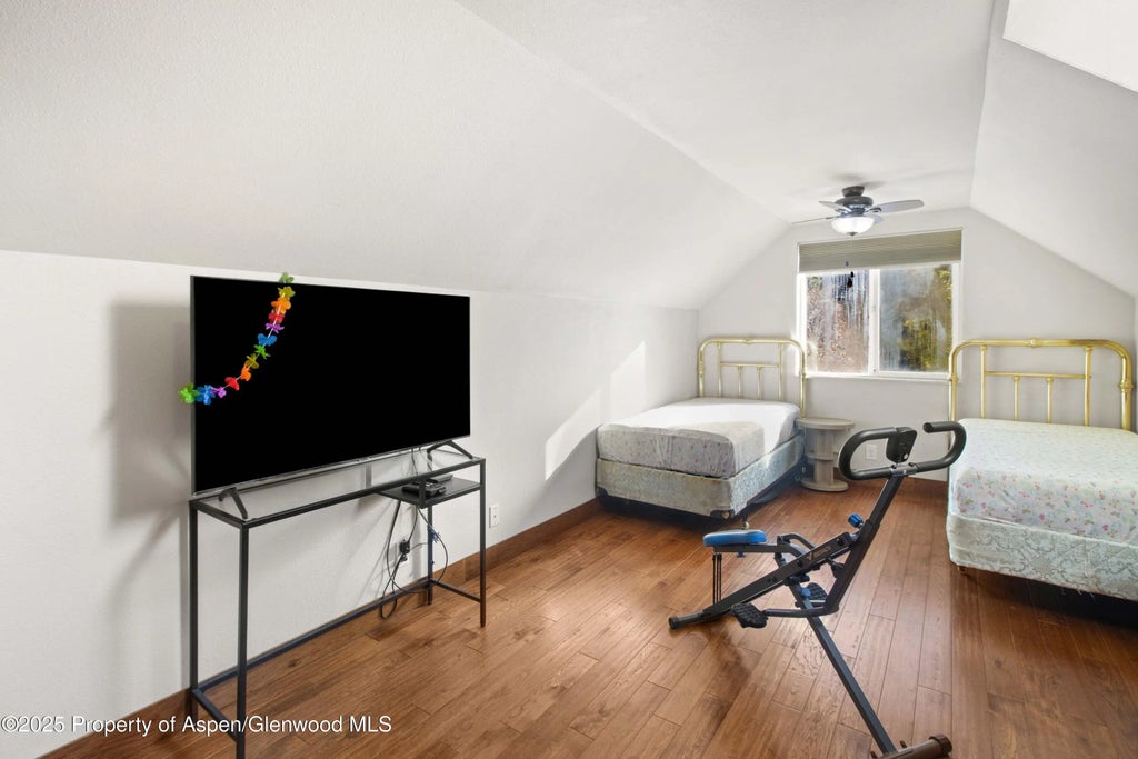 13 of 33 - 1015 Grand Avenue, Glenwood Springs, CO