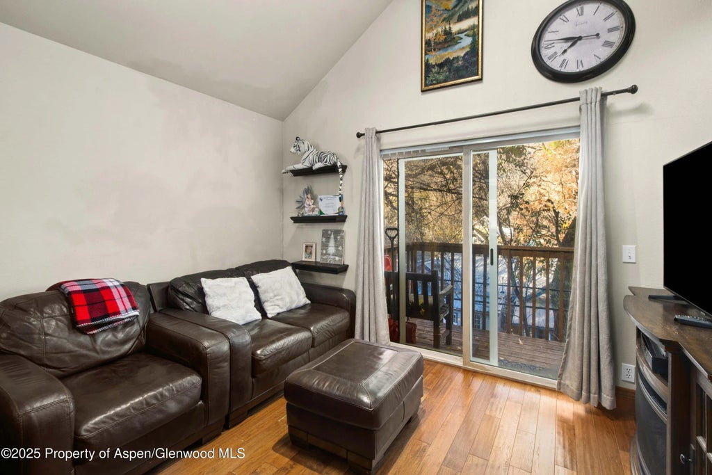 8 of 33 - 1015 Grand Avenue, Glenwood Springs, CO