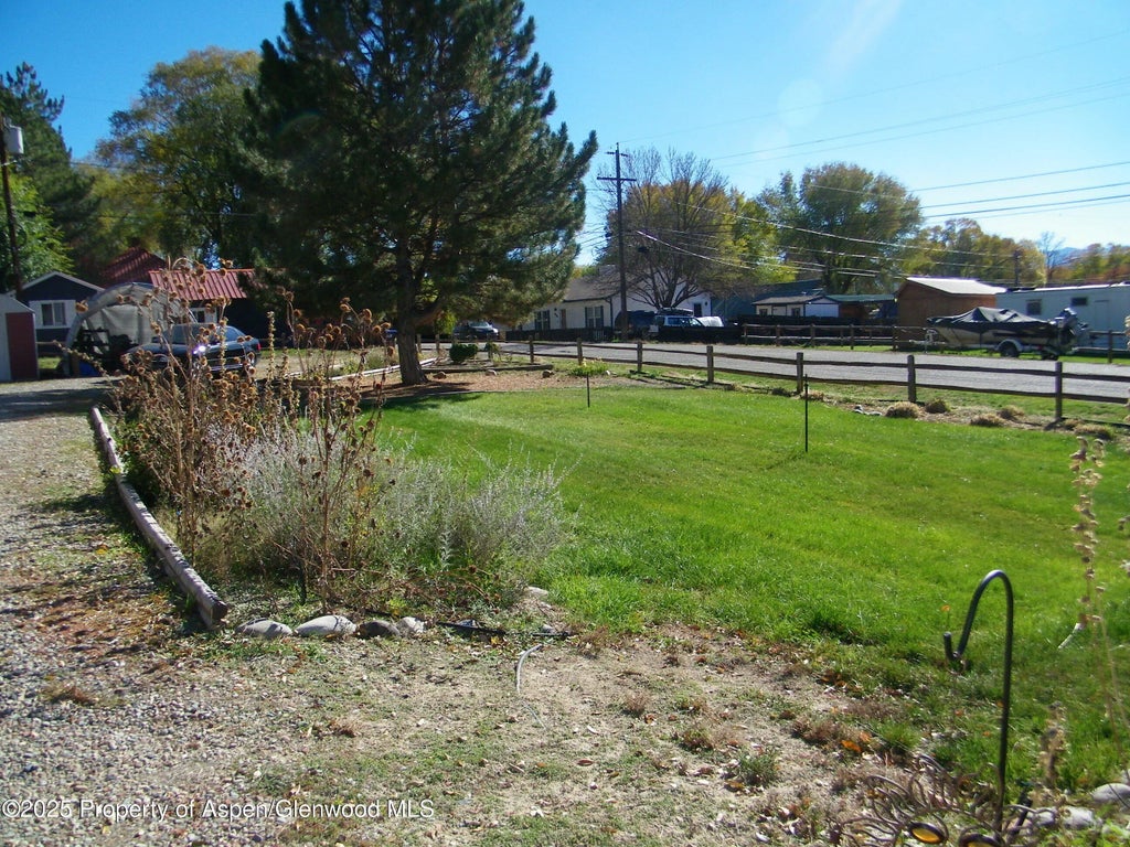 7 of 17 - 510 N 6th Street, Silt, CO