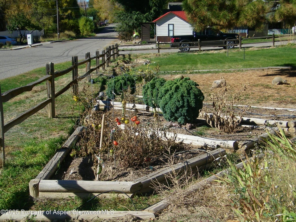 8 of 17 - 510 N 6th Street, Silt, CO