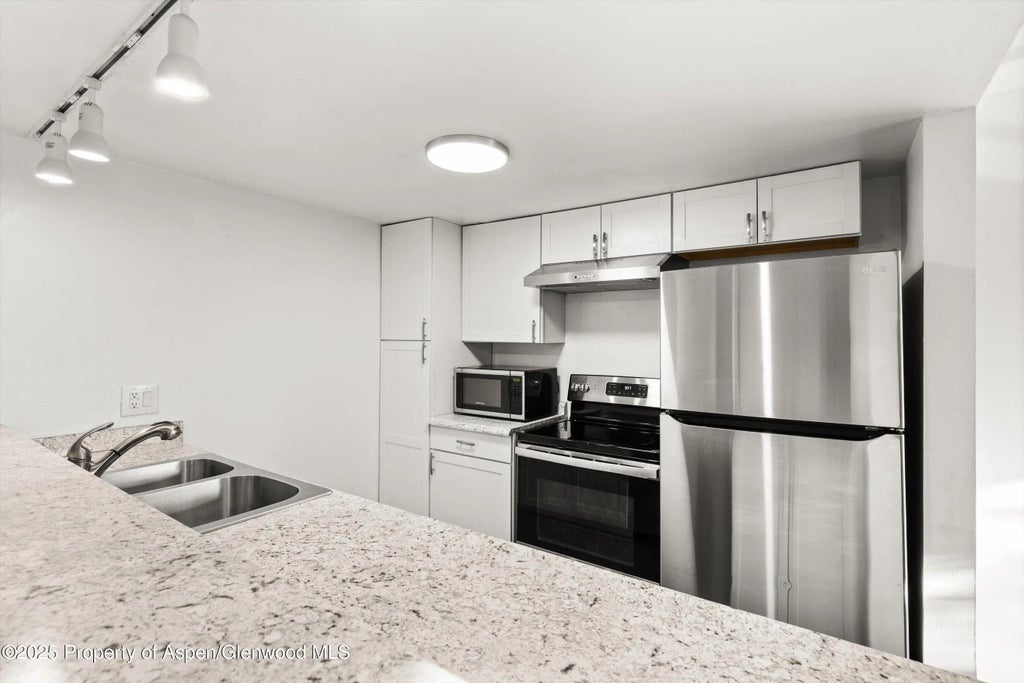 6 of 15 - 35 Lower Woodbridge Road V/177, Snowmass Village, CO