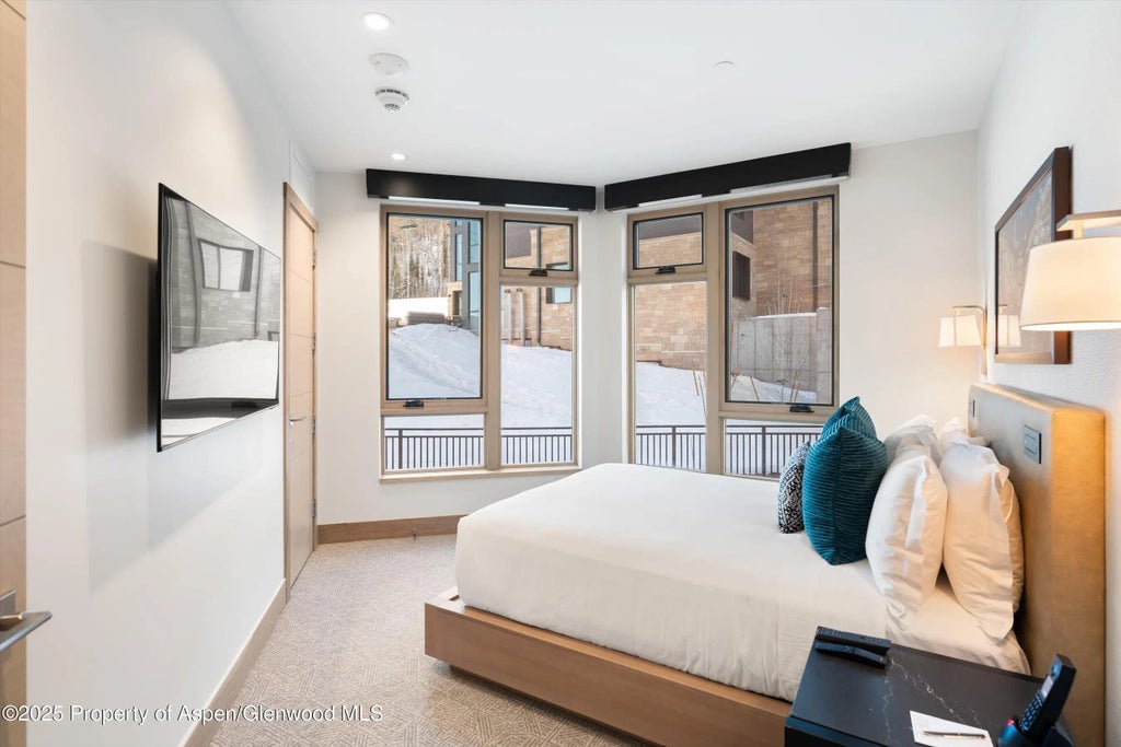 10 of 35 - 130 Wood Road 253+255, Snowmass Village, CO