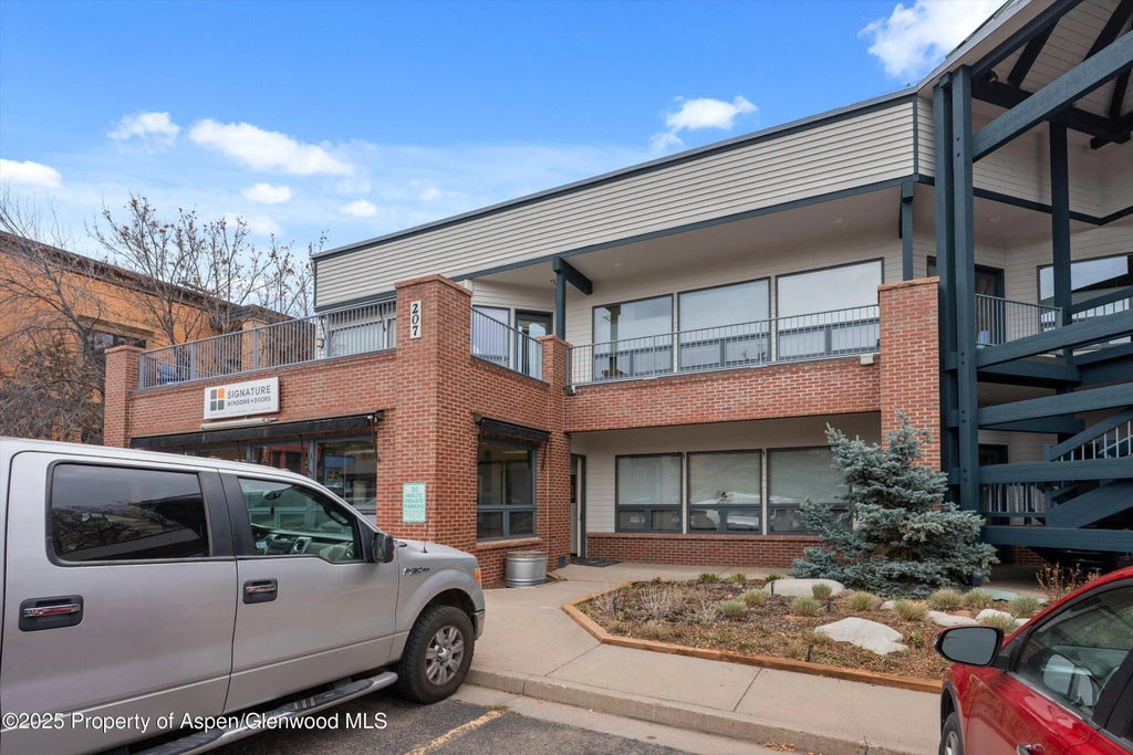 10 of 13 - 207 Basalt Center Circle Unit 101, Basalt, CO