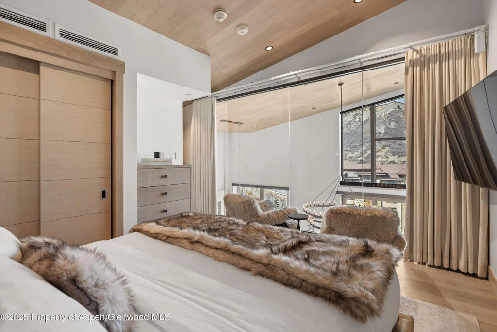 12 of 50 - 130 Wood Road 654, Snowmass Village, CO