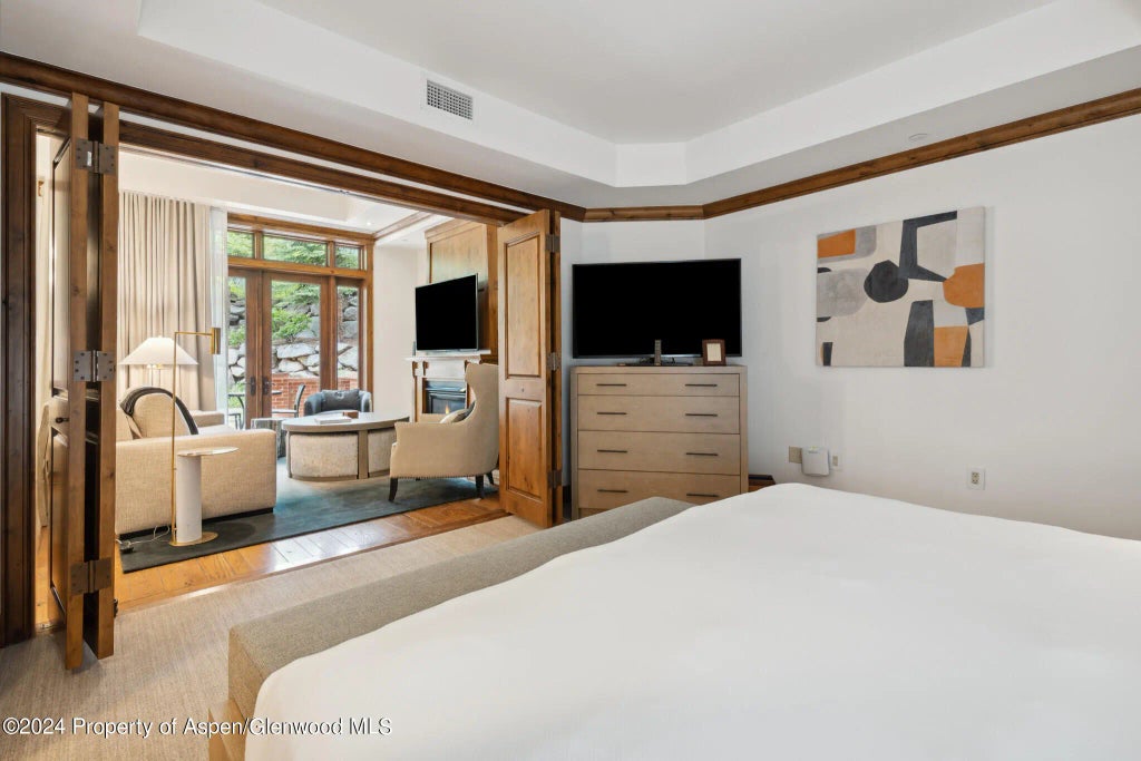 11 of 19 - 415 E Dean St, #7 Weeks 31 & 32, Aspen, CO