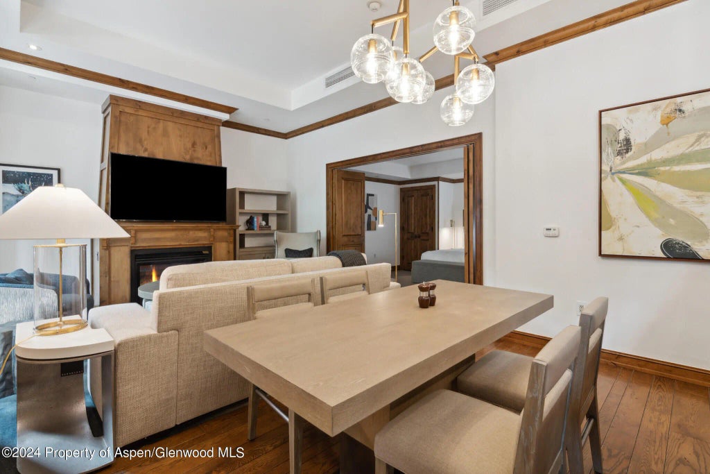 5 of 19 - 415 E Dean St, #7 Weeks 31 & 32, Aspen, CO