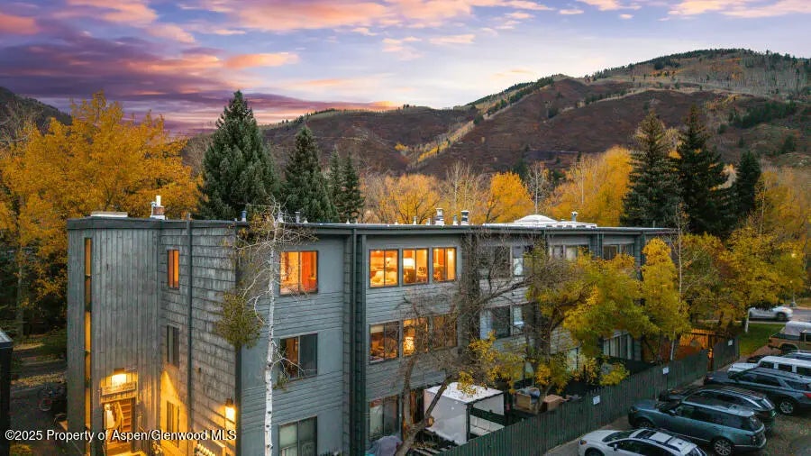 35 of 49 - 725 E Main Street 309, Aspen, CO