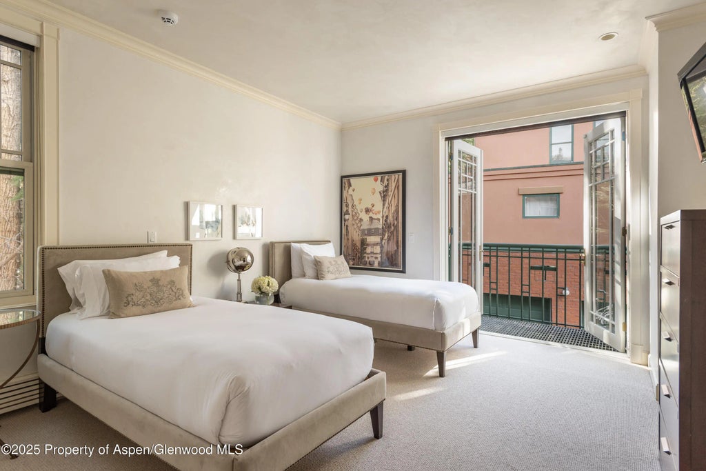 15 of 22 - 825 Ute Avenue A, Aspen, CO