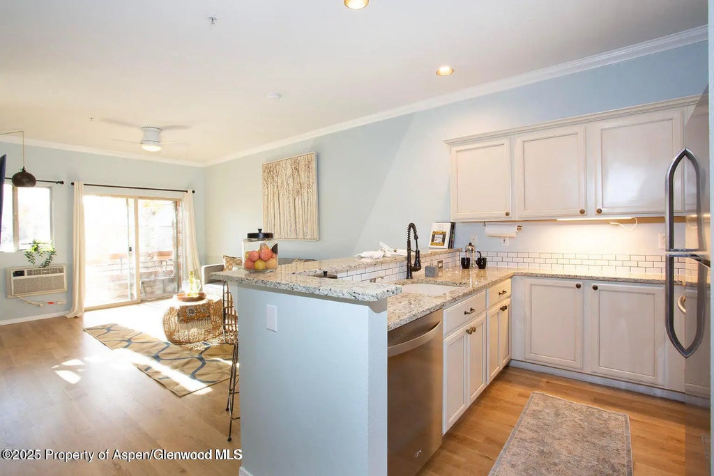 1 of 15 - 1400 E E Valley Road 212, Basalt, CO