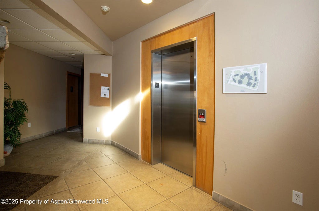 14 of 15 - 1400 E E Valley Road 212, Basalt, CO