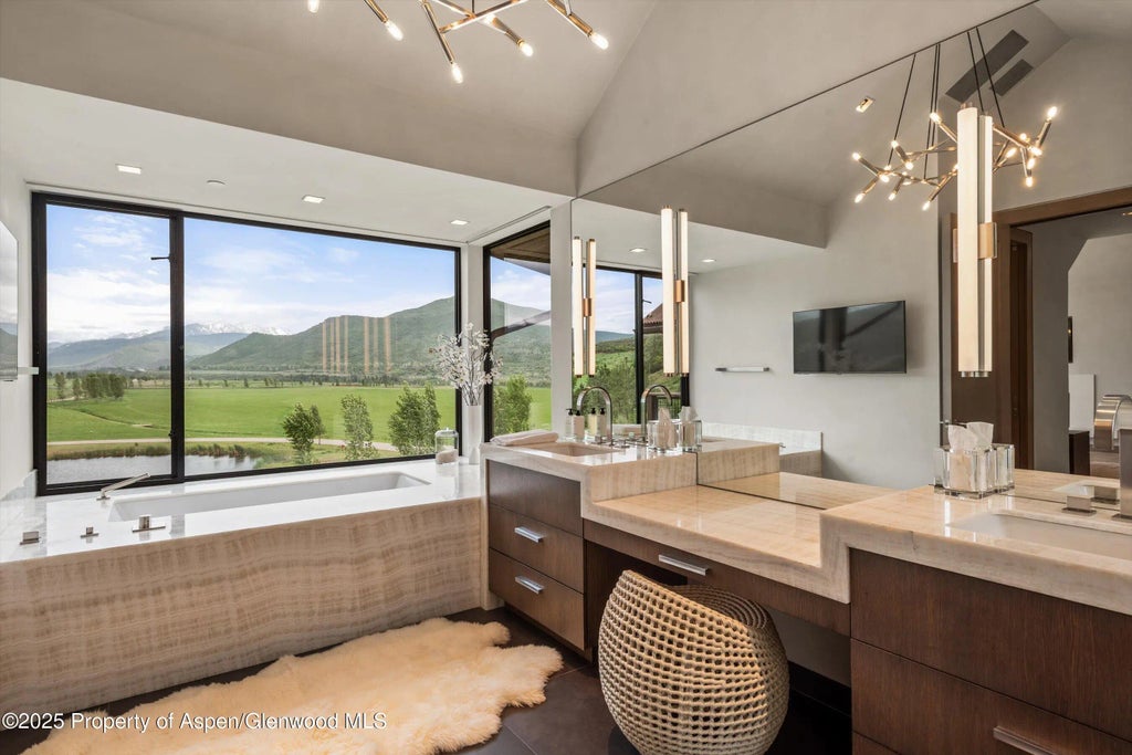 23 of 52 - 31 E Bourg Trail, Woody Creek, CO