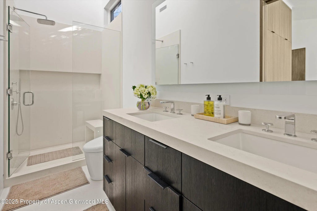 25 of 37 - 155 Lone Pine Road 12, Aspen, CO