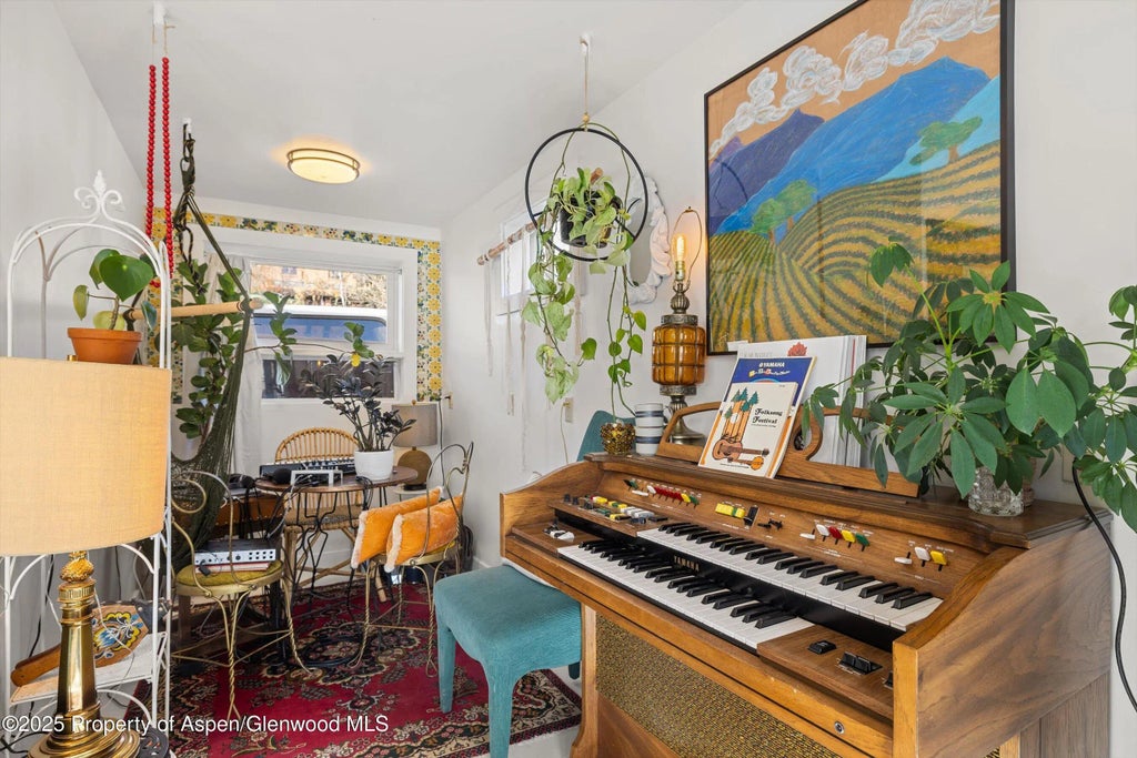 20 of 32 - 160 & 162 Midland Avenue, Basalt, CO