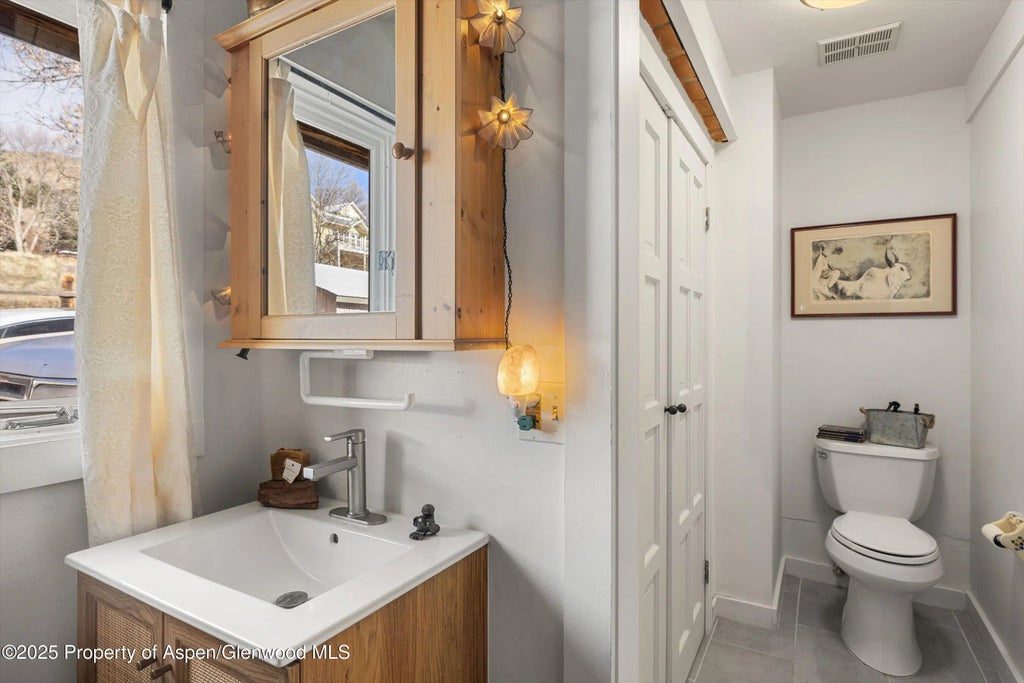 26 of 32 - 160 & 162 Midland Avenue, Basalt, CO