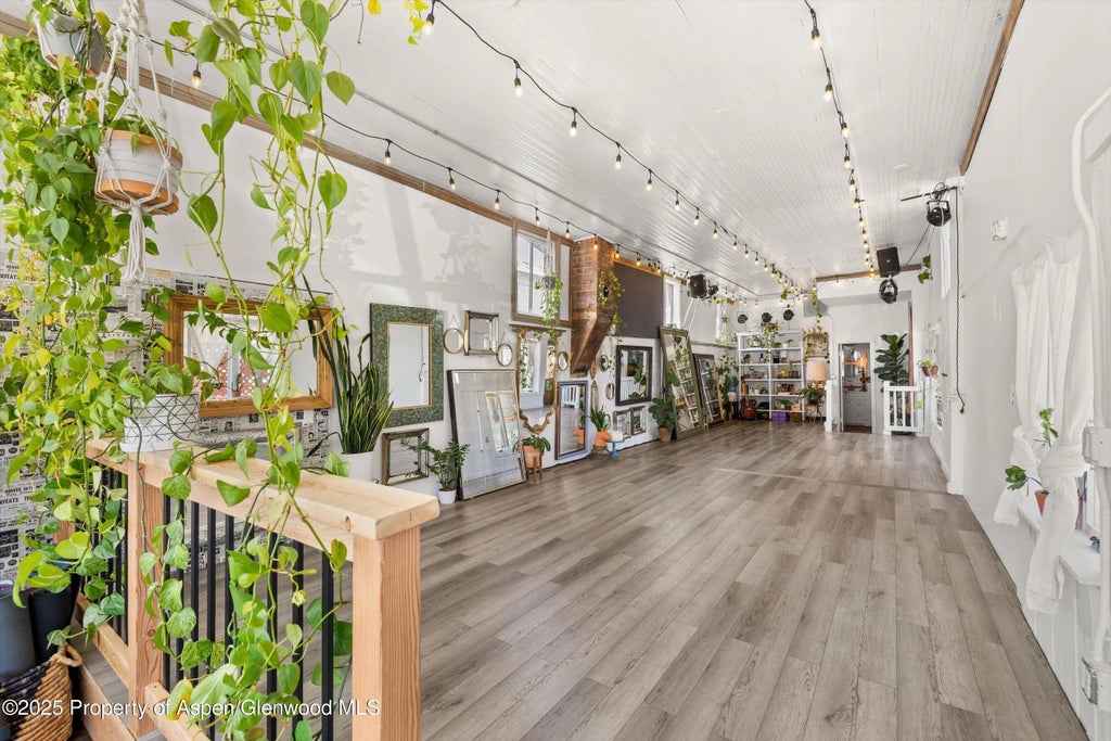 4 of 32 - 160 & 162 Midland Avenue, Basalt, CO