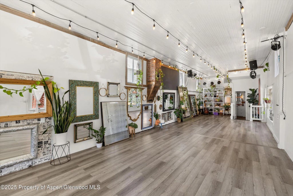 5 of 32 - 160 & 162 Midland Avenue, Basalt, CO