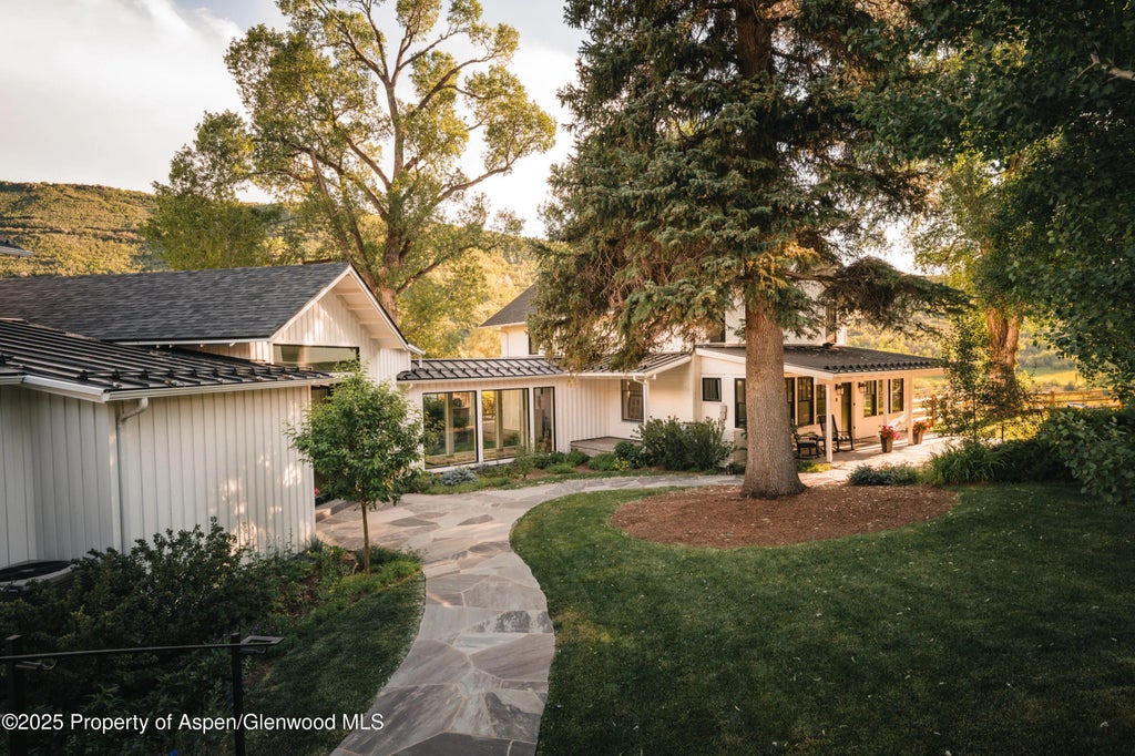 9 of 52 - 1814 Woody Creek Road, Woody Creek, CO