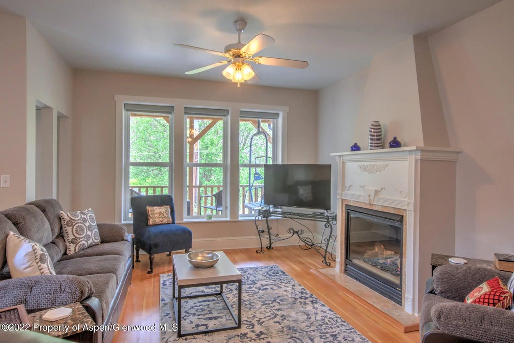 10 of 26 - 810 Lincoln Avenue, Glenwood Springs, CO