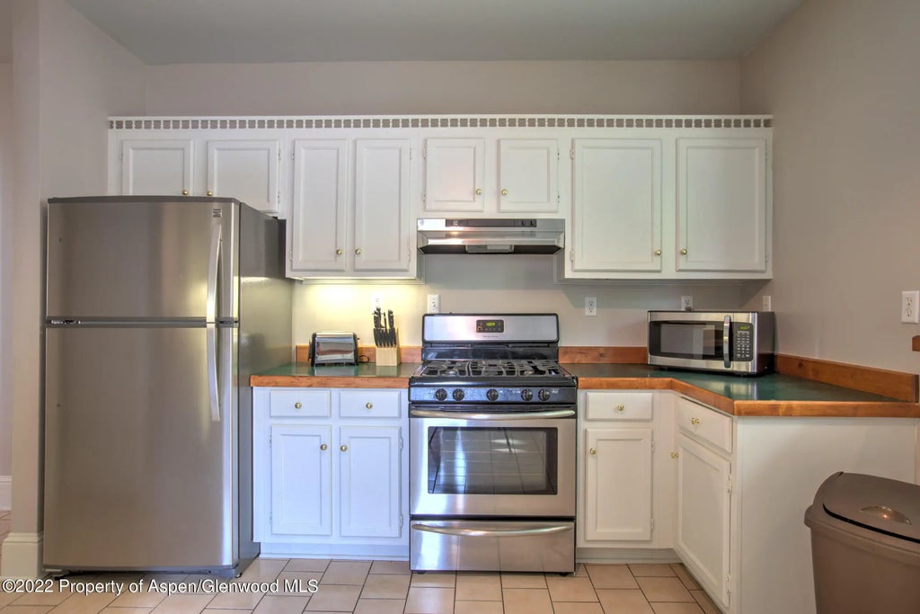 5 of 26 - 810 Lincoln Avenue, Glenwood Springs, CO