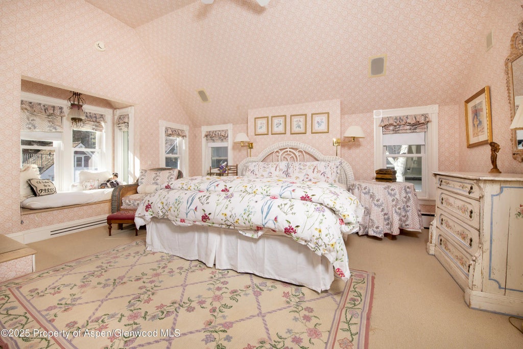 11 of 28 - 715 W Smuggler Street, Aspen, CO