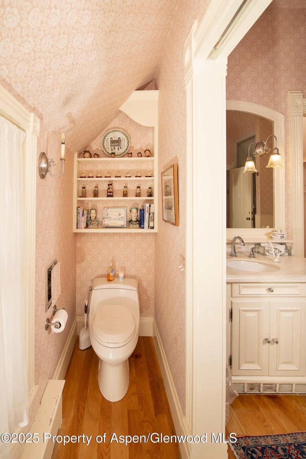 14 of 28 - 715 W Smuggler Street, Aspen, CO