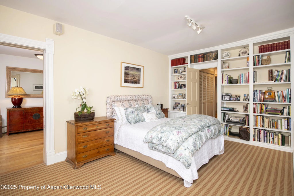 15 of 28 - 715 W Smuggler Street, Aspen, CO